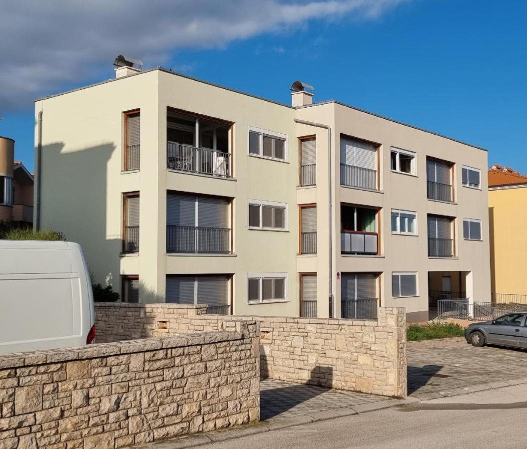 Apartmani Sunce I More Premantura Esterno foto