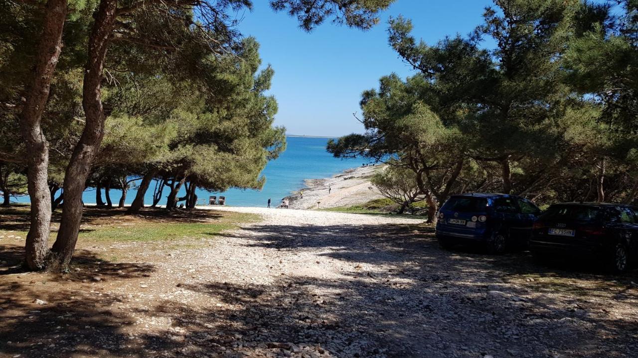 Apartmani Sunce I More Premantura Esterno foto
