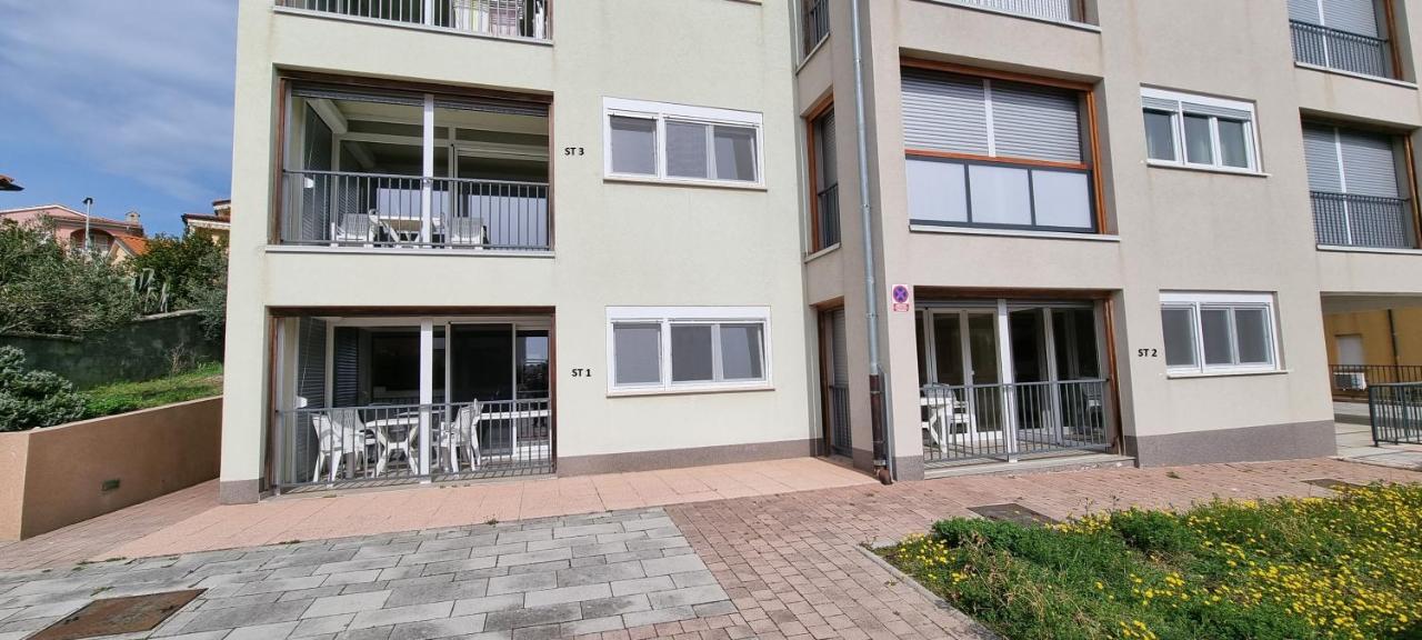 Apartmani Sunce I More Premantura Esterno foto